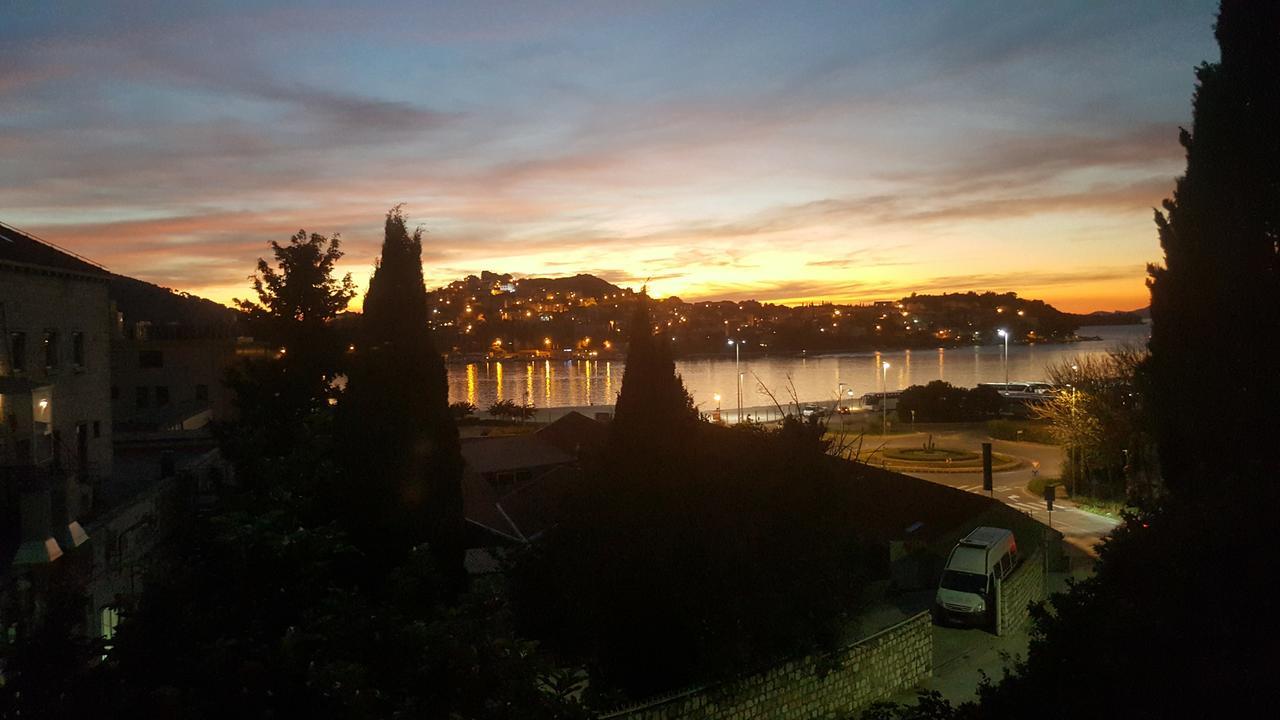 Apartment One , Sea View , Free Parking Dubrovnik Exterior photo